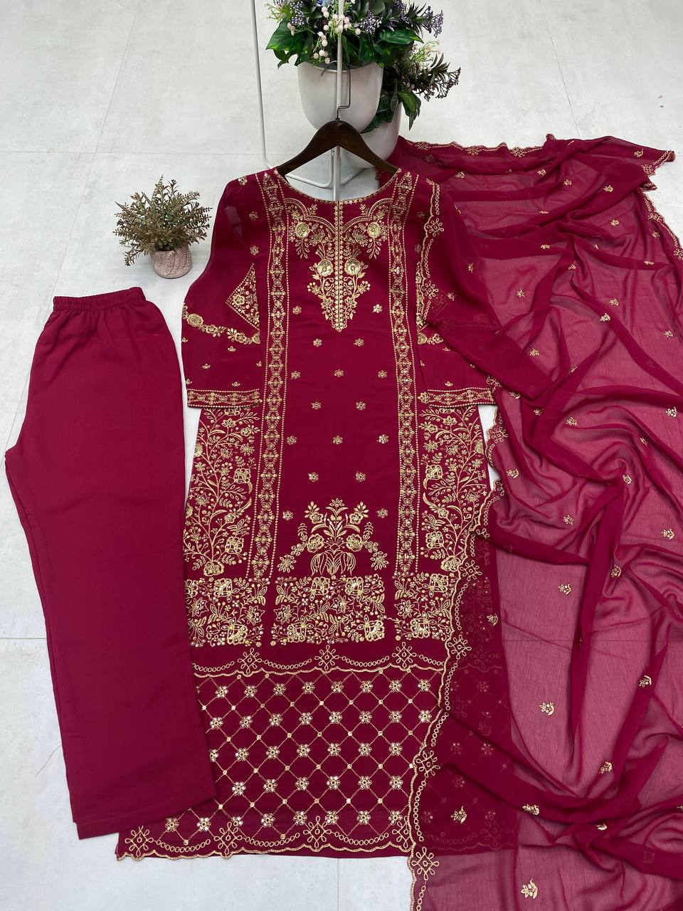 DESIGNER WEAR EXCLUSIVE SUIT TOP AND PANT WITH DUPATTA