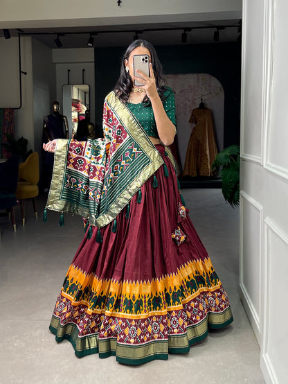 Navratri lehnga choli patola print