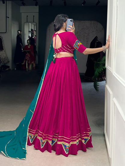Navratri lehnga choli Gamthi work