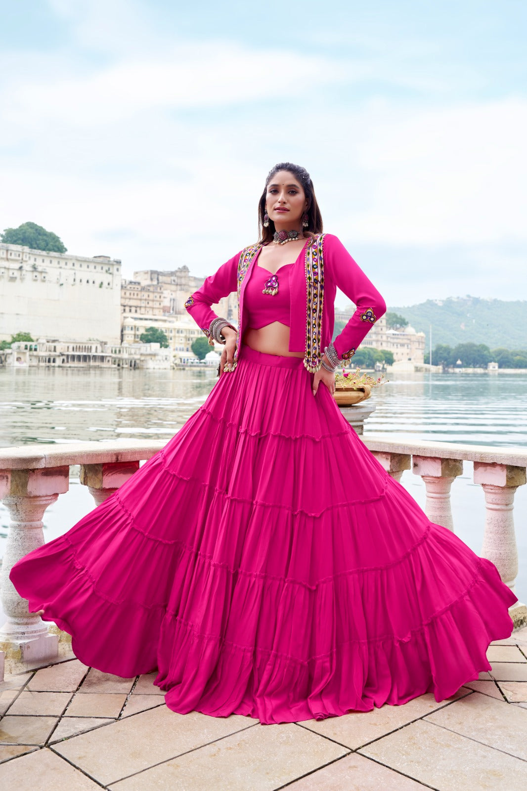 Lehnga Rajudi gmathi work