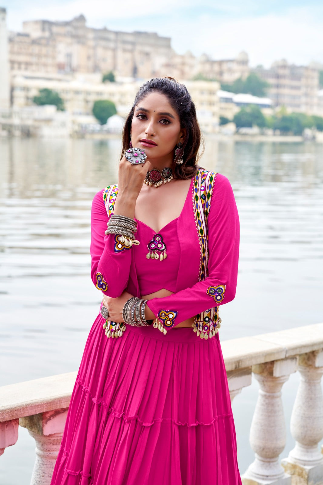 Lehnga Rajudi gmathi work