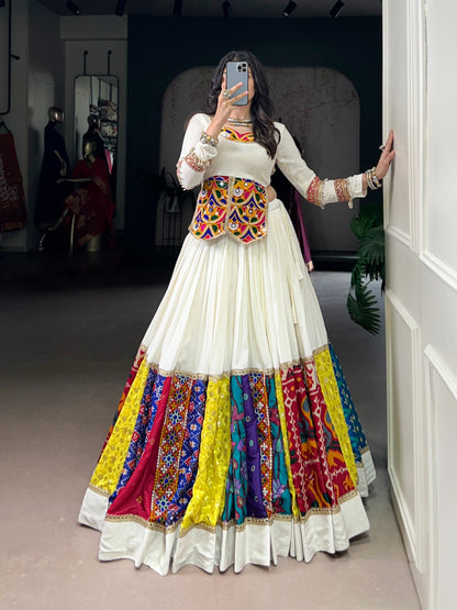 TRADITION LEHNGA CHOLI WITH NAVRATRI