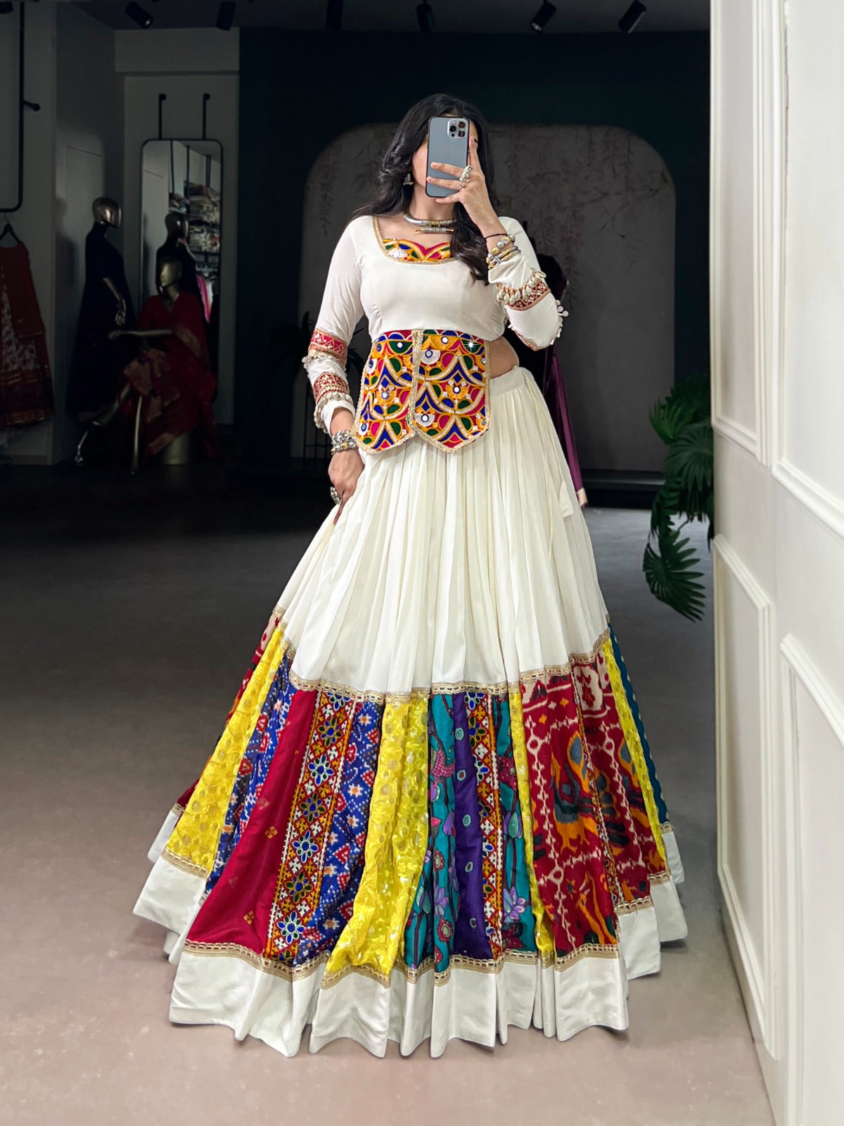 TRADITION LEHNGA CHOLI WITH NAVRATRI