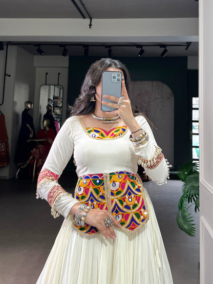 TRADITION LEHNGA CHOLI WITH NAVRATRI
