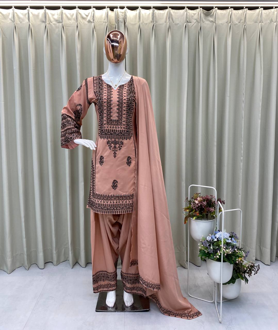 CREAPE TOP AND SALWAR