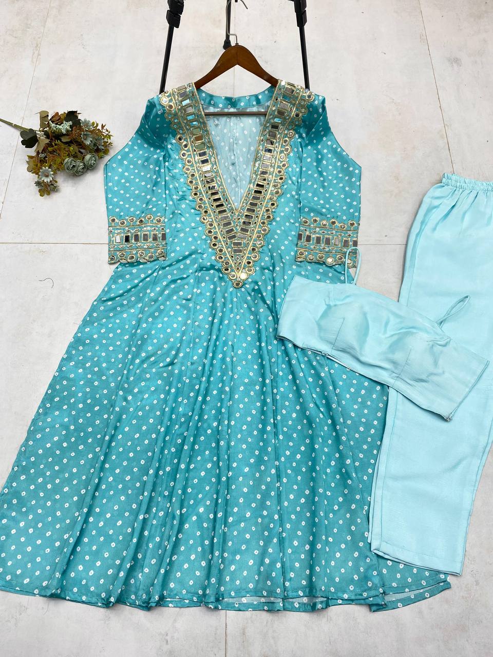 KURTA PANT WITH TUBE BLOUSE