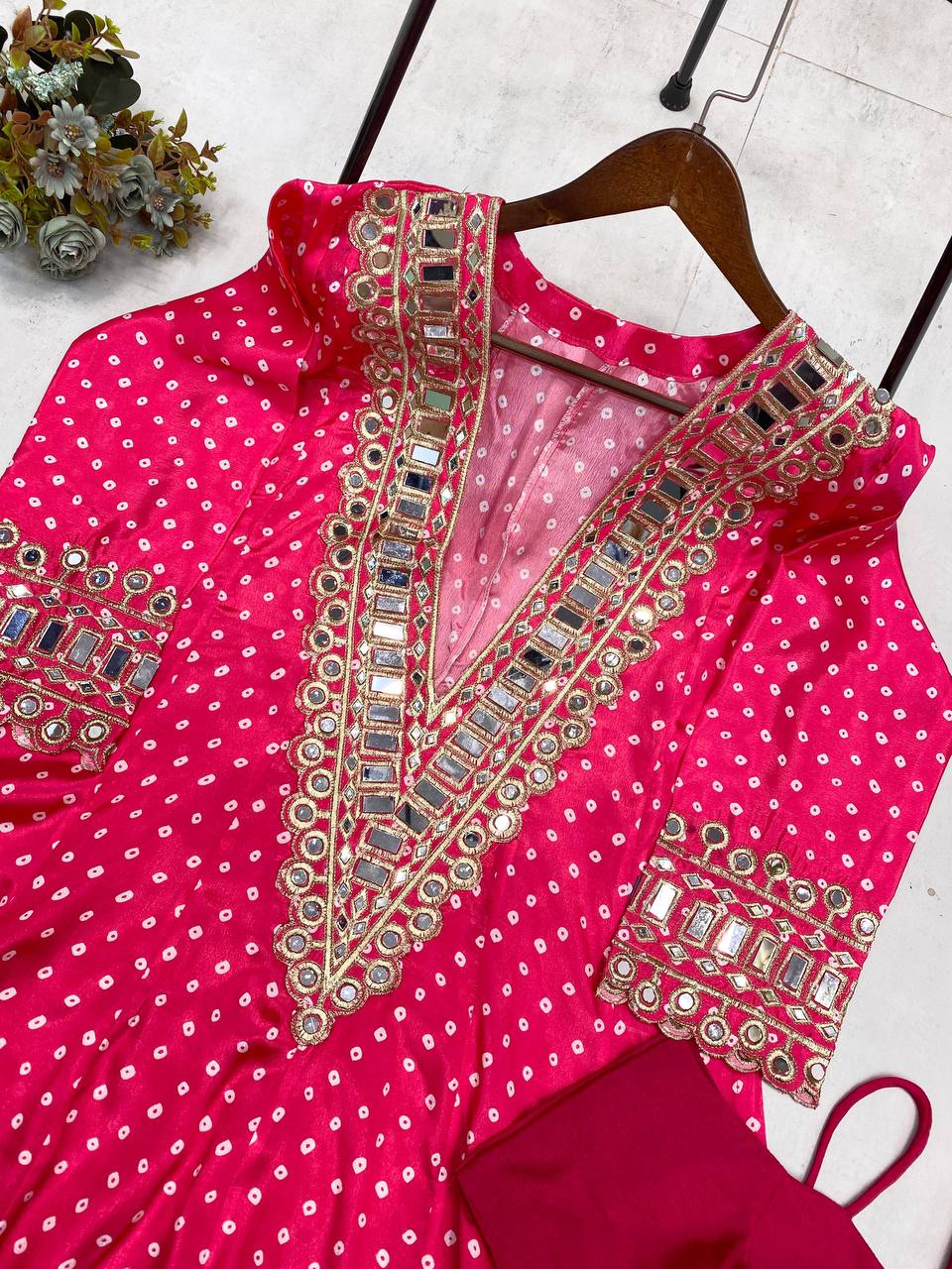 KURTA PANT WITH TUBE BLOUSE