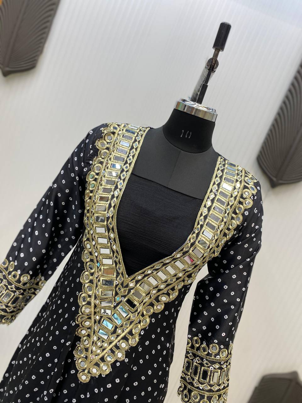 KURTA PANT WITH TUBE BLOUSE