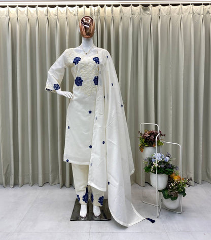 PANT WITH DUPATTA PAIR