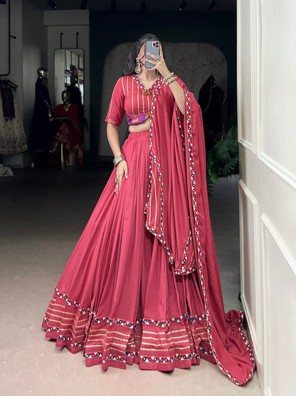 COULTURE OF NAVRATRI  LEHNGA CHOLI