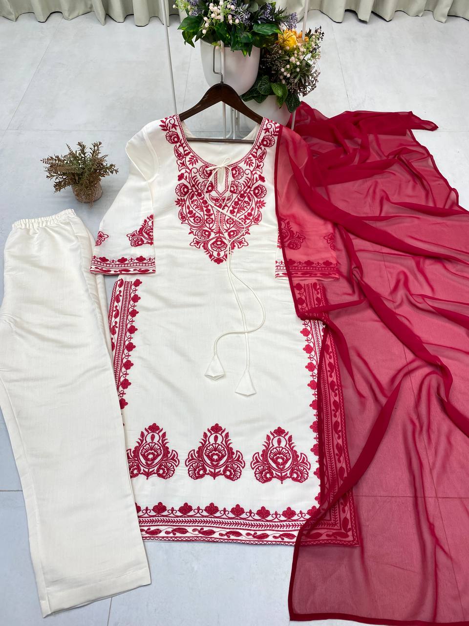 TOP PANT WITH DUPATTA PAIR